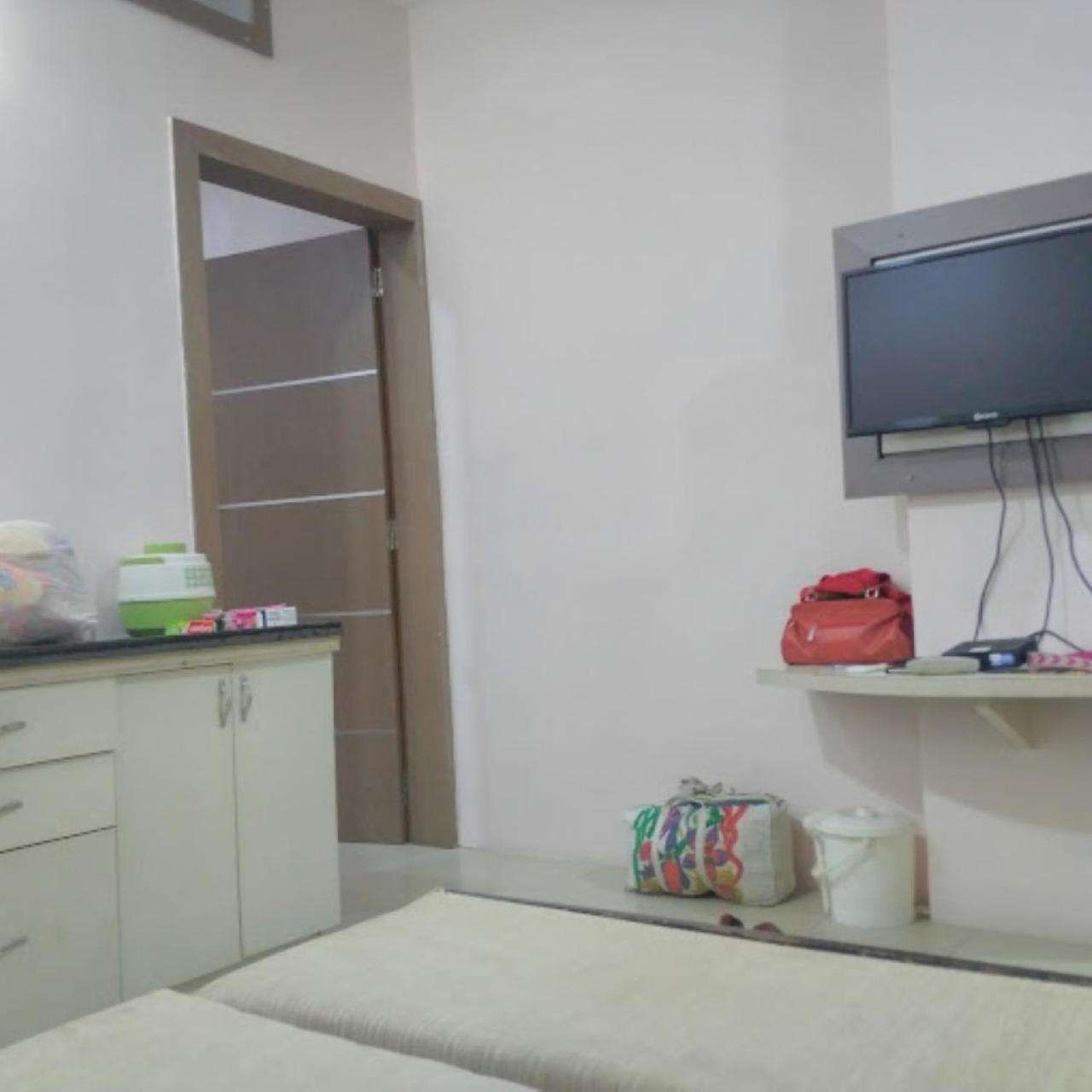 Hotel Divya Jyot Residency Bhuj Exteriér fotografie