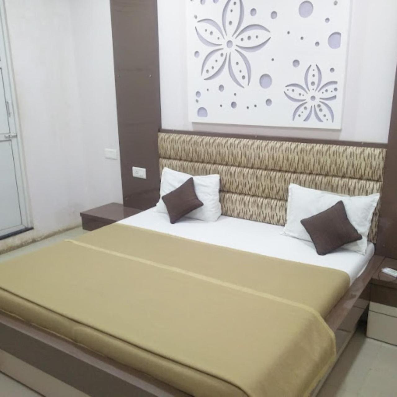 Hotel Divya Jyot Residency Bhuj Exteriér fotografie